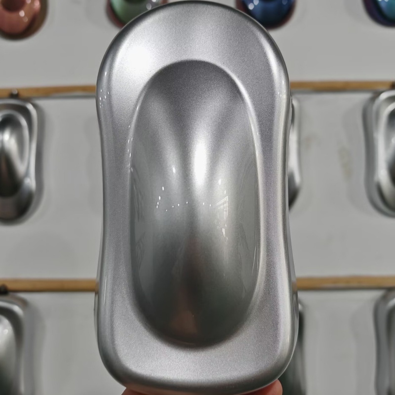 display of aluminum powder pigments
